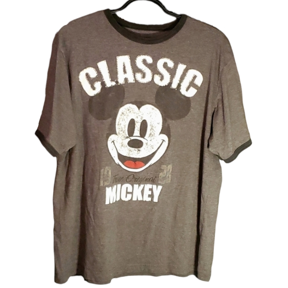 Disney "Classic Mickey" Grey Graphic TShirt - Size Large